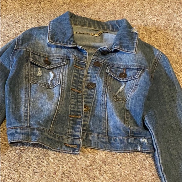 Cropped Jean Jacket - Picture 2 of 2